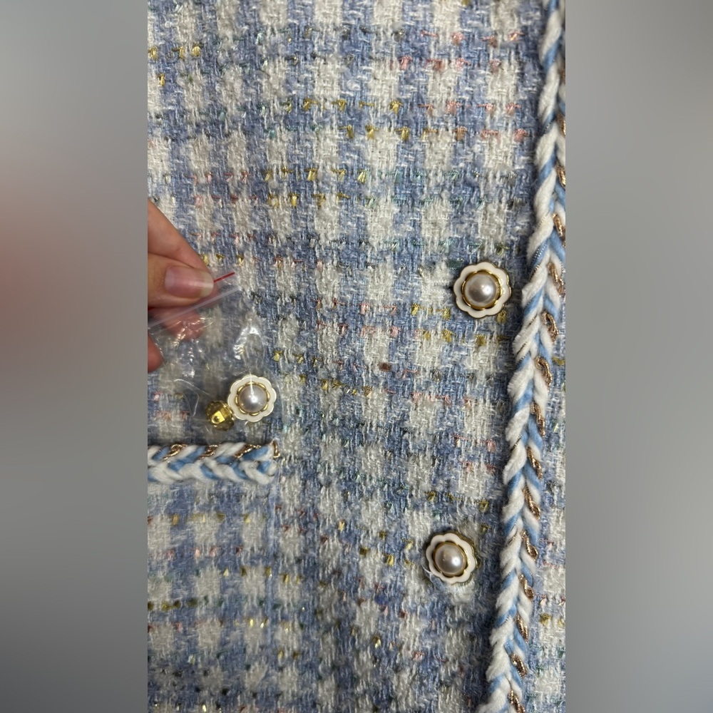 •blazer• - Picture 4 of 5
